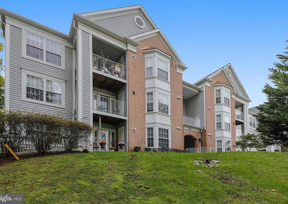 1st image of 655 Burtons Cove Way Unit 5