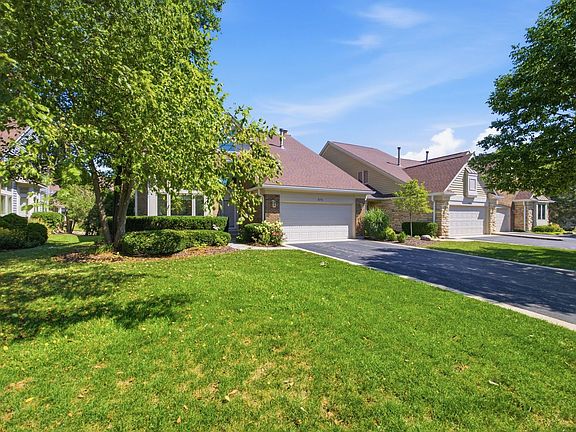 2nd image of 876 Island Ct