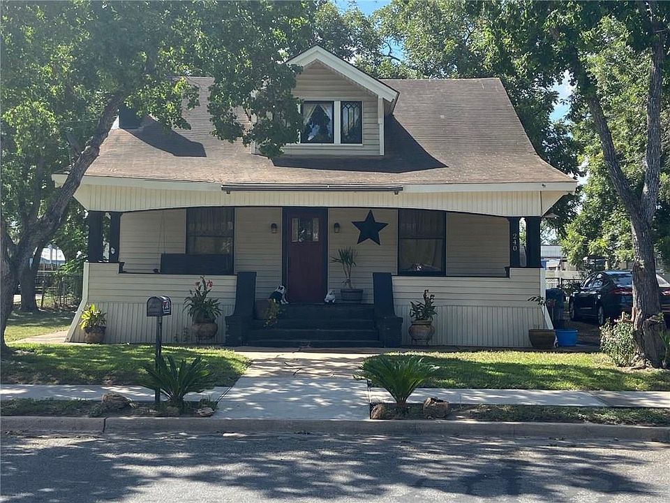 1st image of 240 E Colorado St