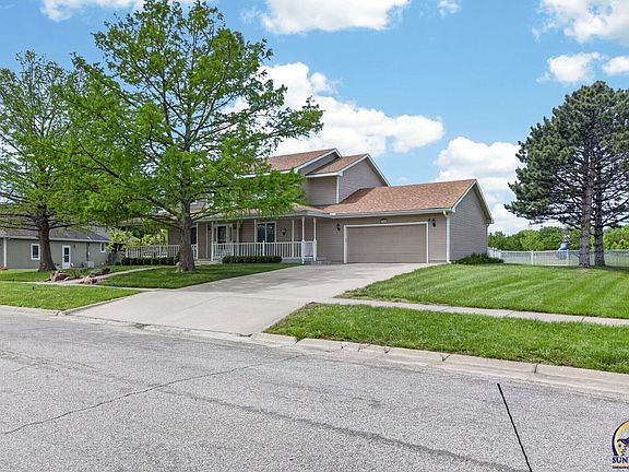 3rd image of 4205 SE Illinois Ave