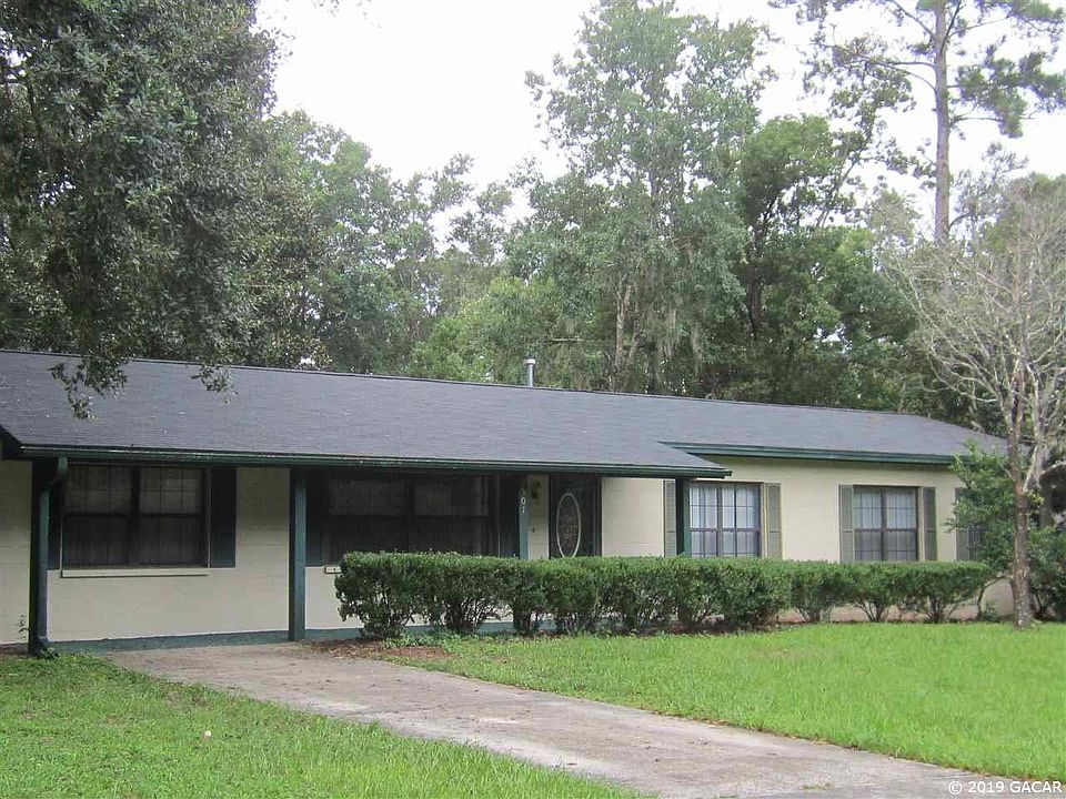 1st image of 3507 NW 52nd Ave