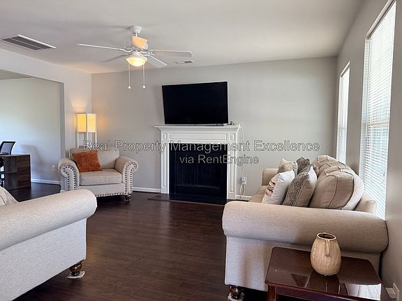 5th image of 3446 Ferdilah Ln