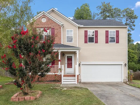 1203 Summerfield Ln E, Creedmoor, NC 27522