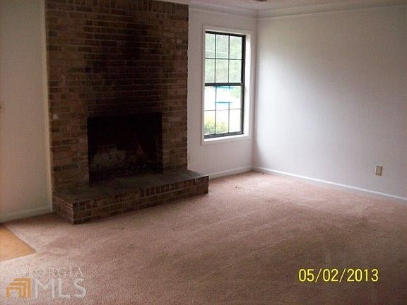 FAMILY ROOM FIREPLACE