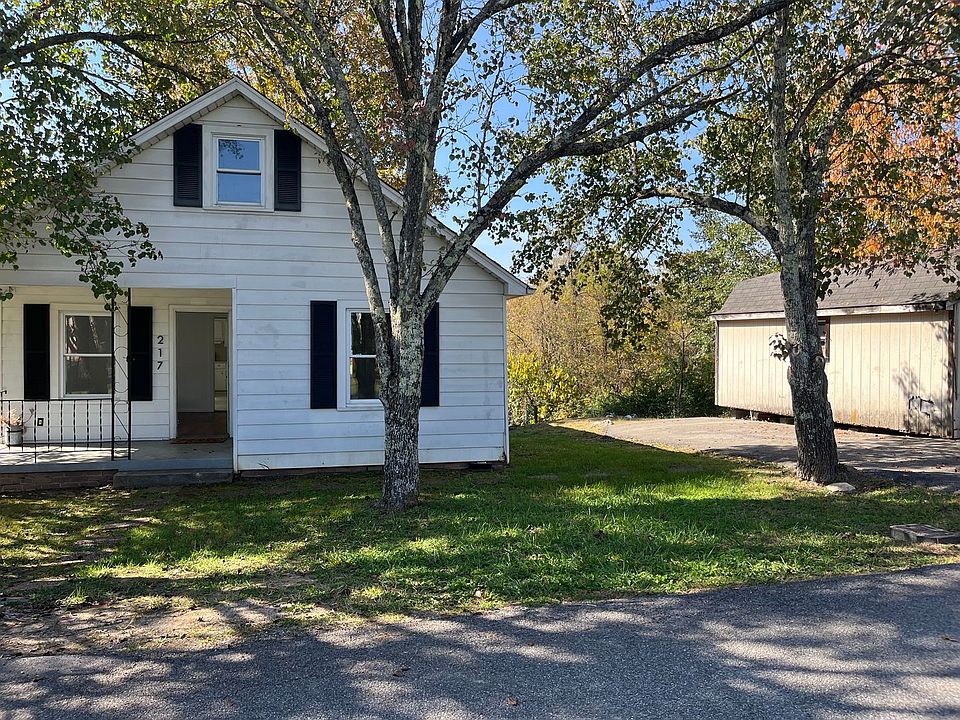 1st image of 217 Garfield Dr