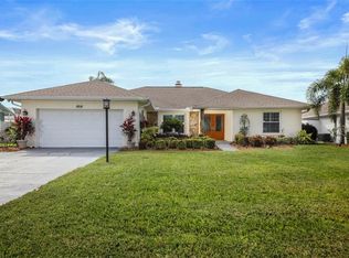 8616 53rd Ave W, Bradenton, FL 34210