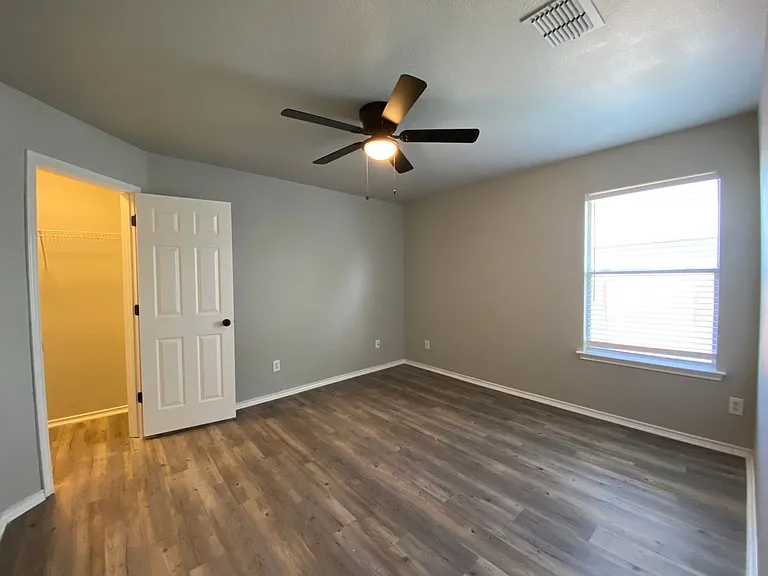 303 Cardinal Way — Photo 21
