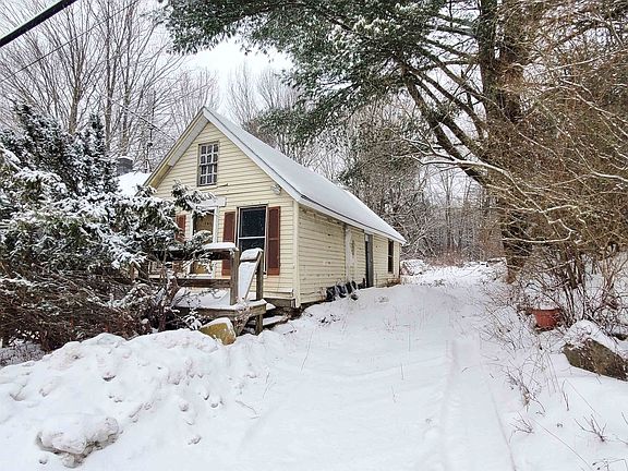2nd image of 704 Canaan Street