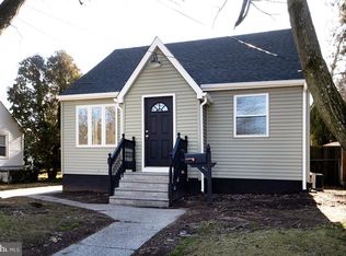 54 E Buckingham Ave, Mount Ephraim, NJ 08059
