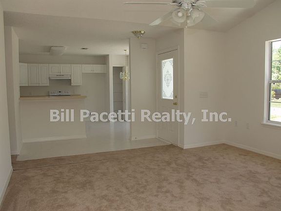 4th image of 4217 Maine St