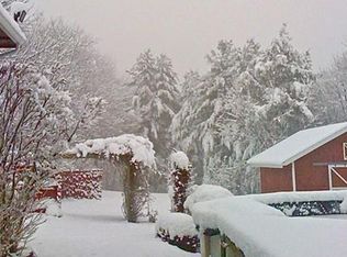 2 Sampson Rd, Huntington, MA 01050