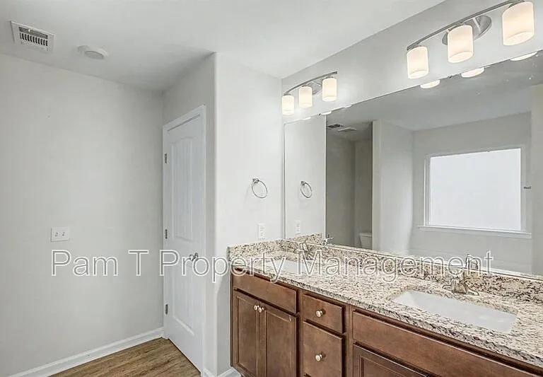 20 Swallow Tail Cir — Photo 26