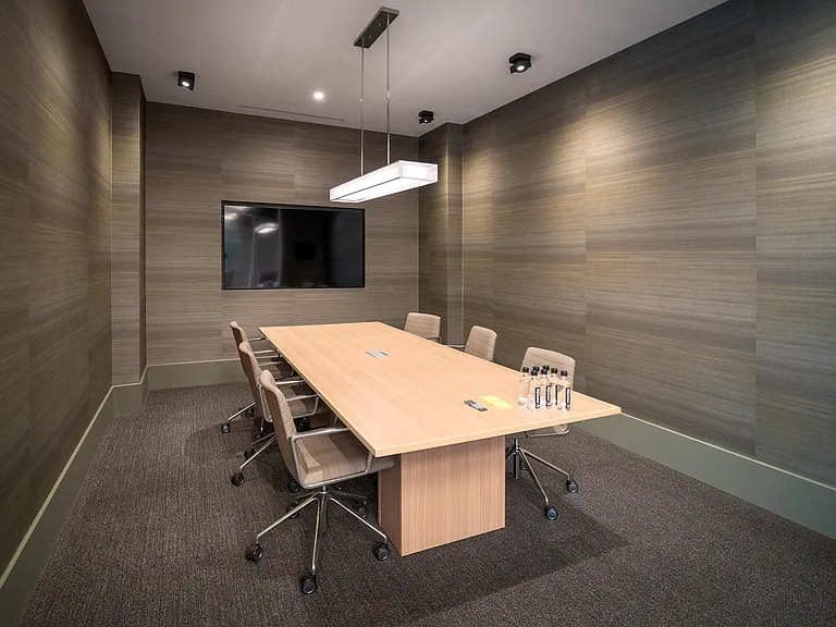 Venue Residences — Photo 28