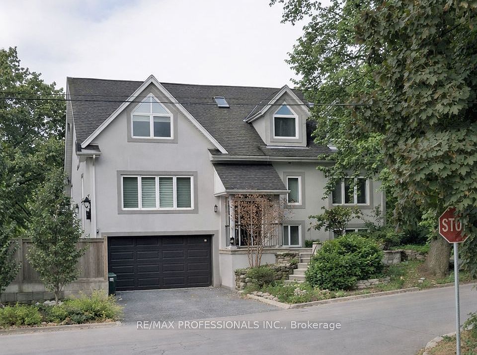 1st image of 12 Walford Rd