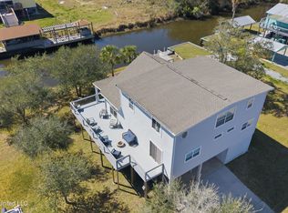 5015 1st Ave, Bay Saint Louis, MS 39520