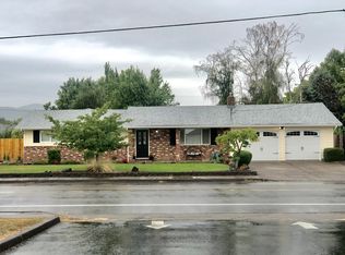 2521 Applegate St, Philomath, OR 97370