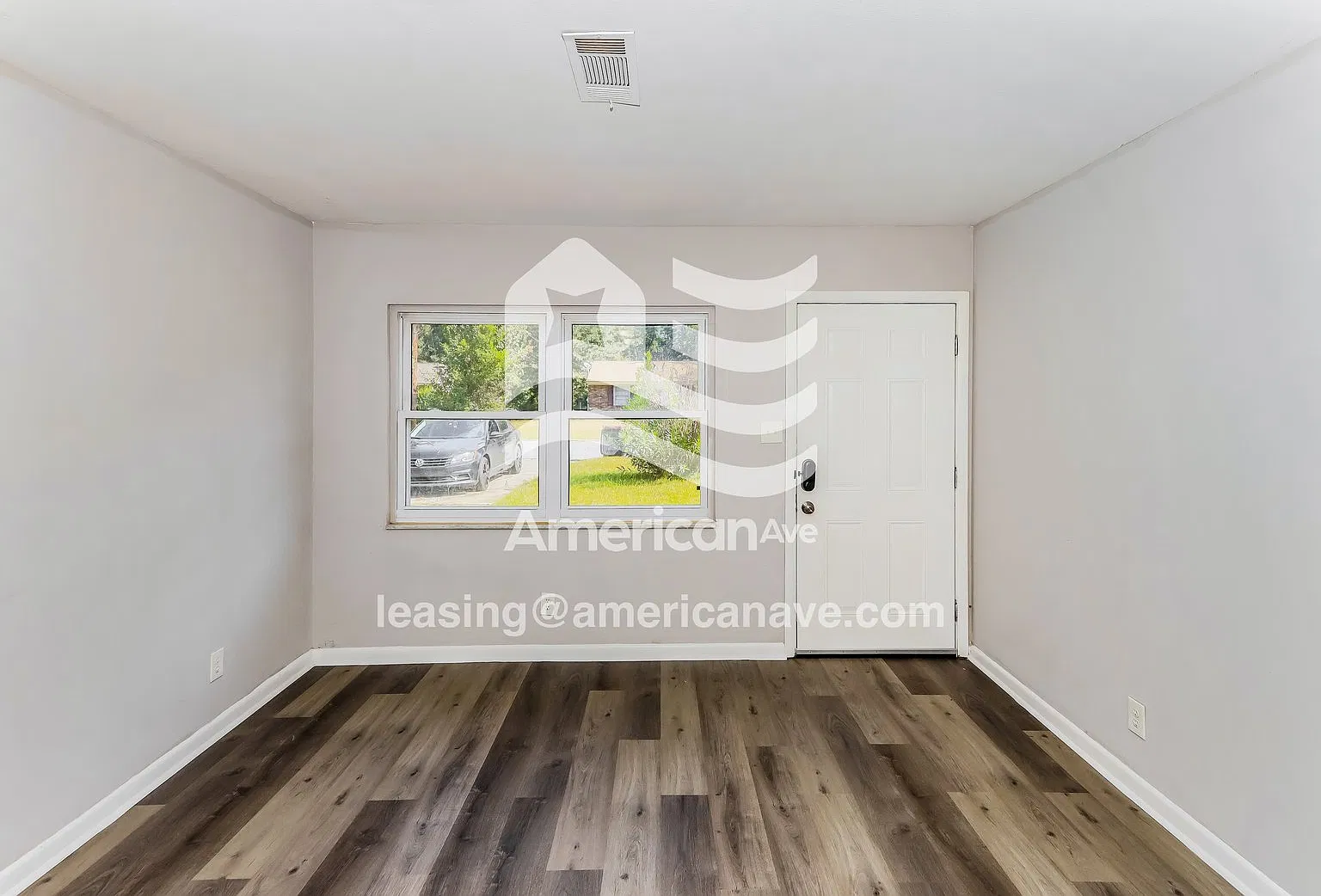 3 bed, 1.0 bath, 912 sqft, $1,197 — Photo 3