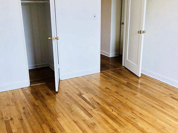 5th image of 2144 21st St #2