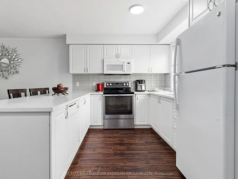 701 Homer Watson Blvd #74 — Photo 5