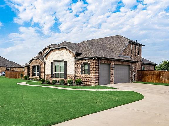 3rd image of 125 Vail Ln