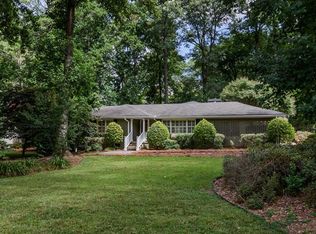 2770 Fairoaks Rd, Decatur, GA 30033