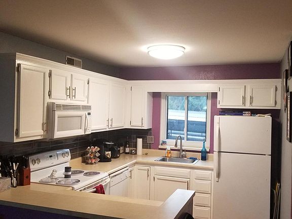 2nd image of 3326 Devonwood Hills Dr NE #D
