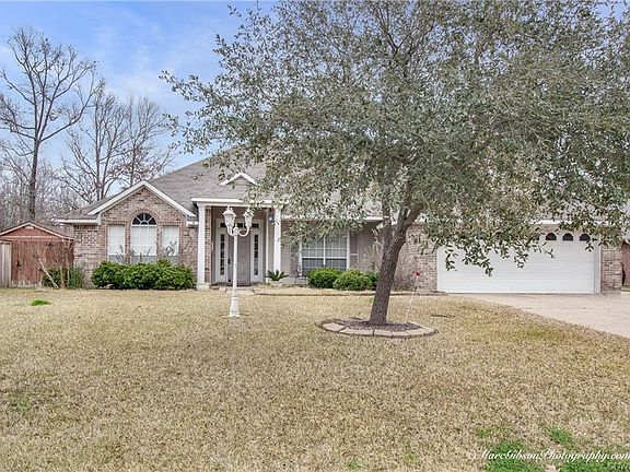 3rd image of 9959 Crosswood Cir