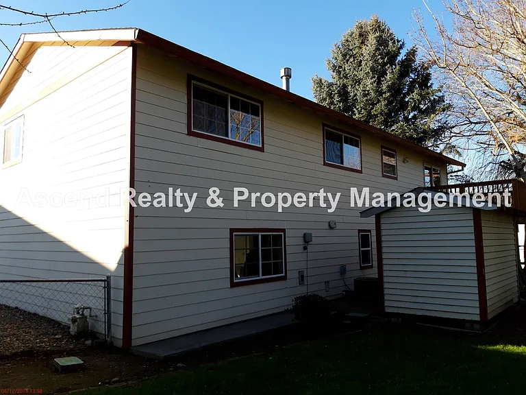 1114 SW Wright Ct — Photo 20