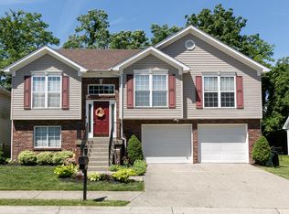 2904 Hewitt Place Ct, Jeffersontown, KY 40299