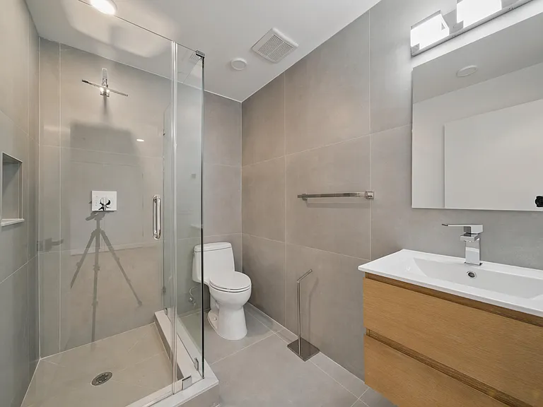 11 W Railroad Ave #2 — Photo 11