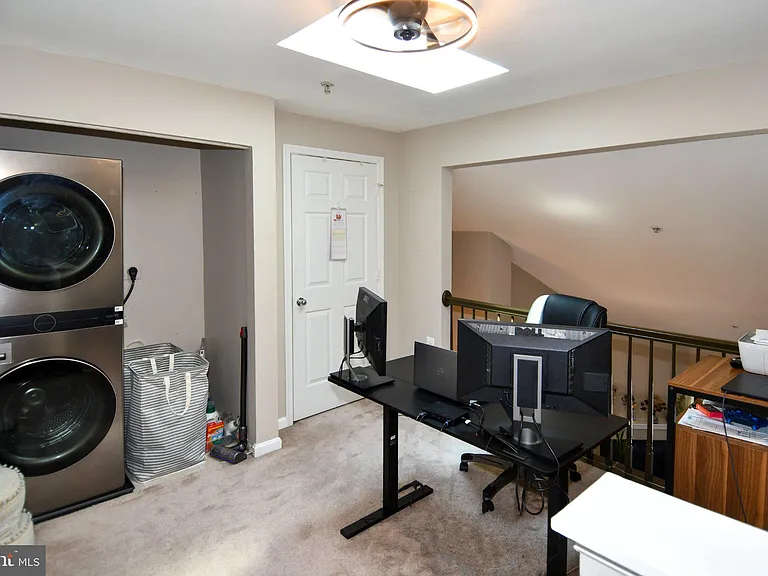 5121 Travis Edward Way #J — Photo 19