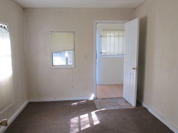 4th image of 1817 McMillan St