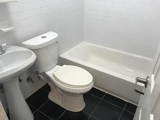 Rented by Maz Group NY | media 29