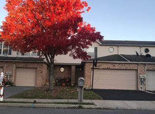 6680 Pioneer Dr, Macungie, PA 18062
