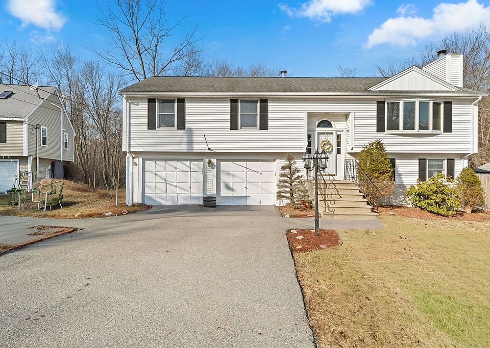 1st image of 5 Jessica Ln