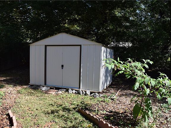 5th image of 6720 Woodwedge Dr