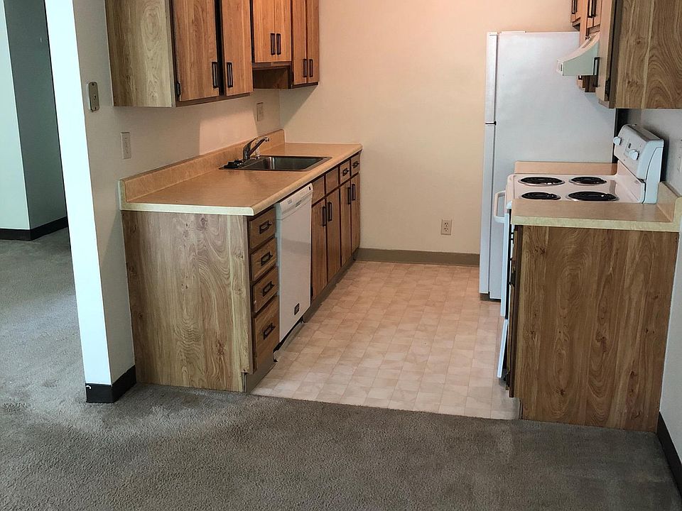 1st image of 1103 Villa Dr APT D