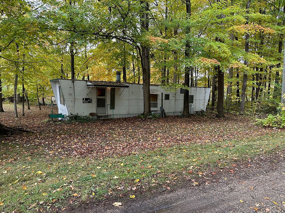 1st image of 821 Butternut Ct