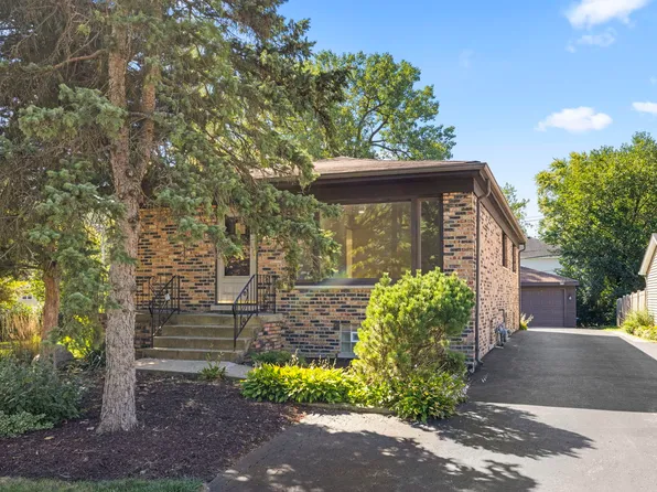 113 Janet Ave, Darien, IL 60561
