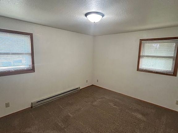 4th image of N3947 Washington Ave #5