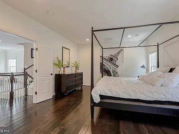 5964 Manorview Way — Photo 24
