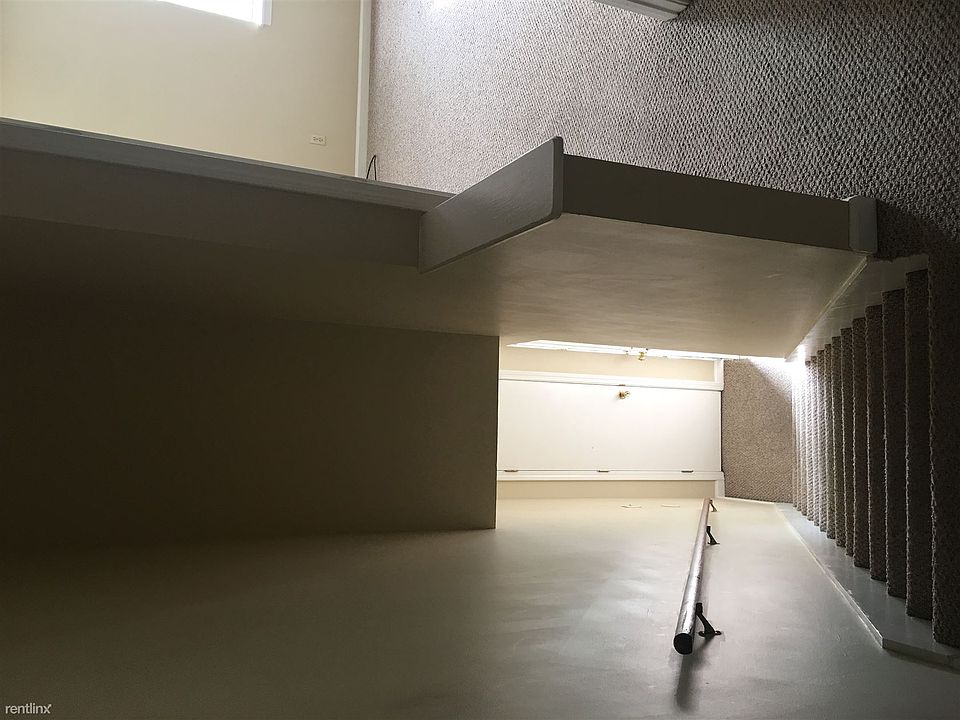 CC6B0075-5760-40A9-A2E7-808E4E9BFAD0