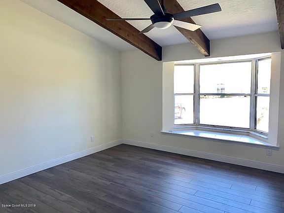 5th image of 385 Hiawatha Way