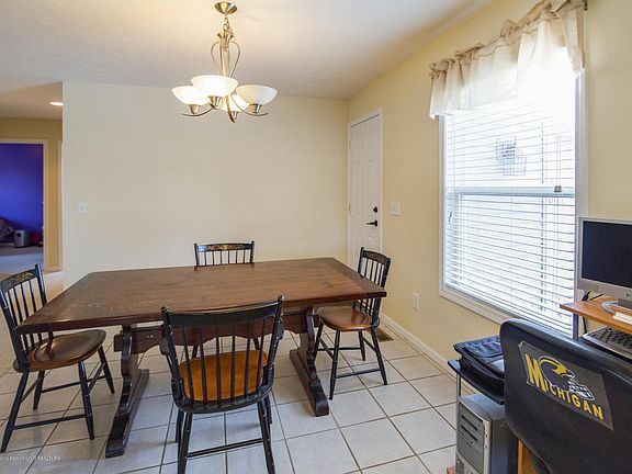 5th image of 401 Kirby St