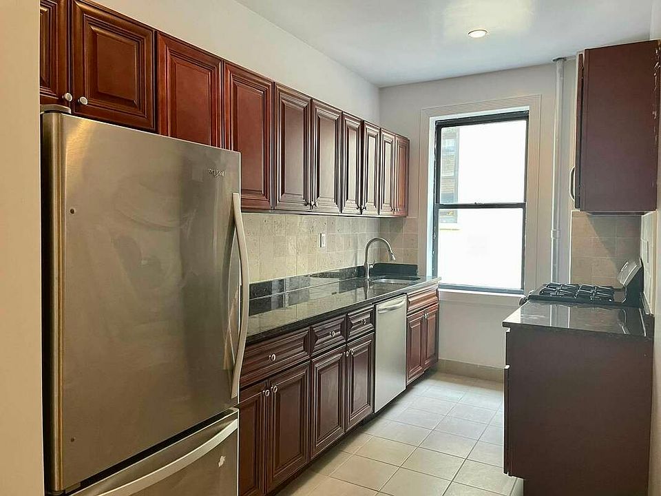 1st image of 250 Fort Washington Ave APT 4D