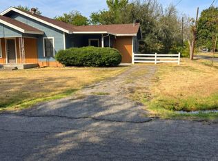 2001 Mangum St #A, Commerce, TX 75428