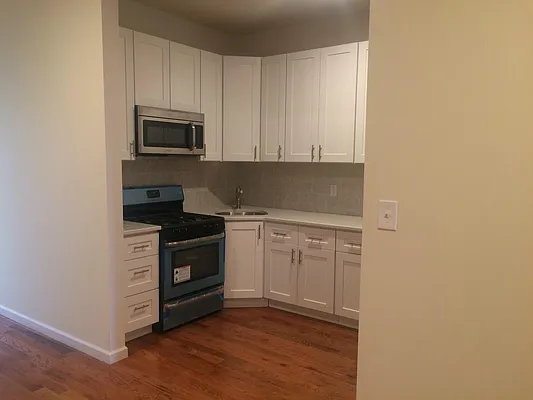 Rented by Keller Williams NYC | media 11