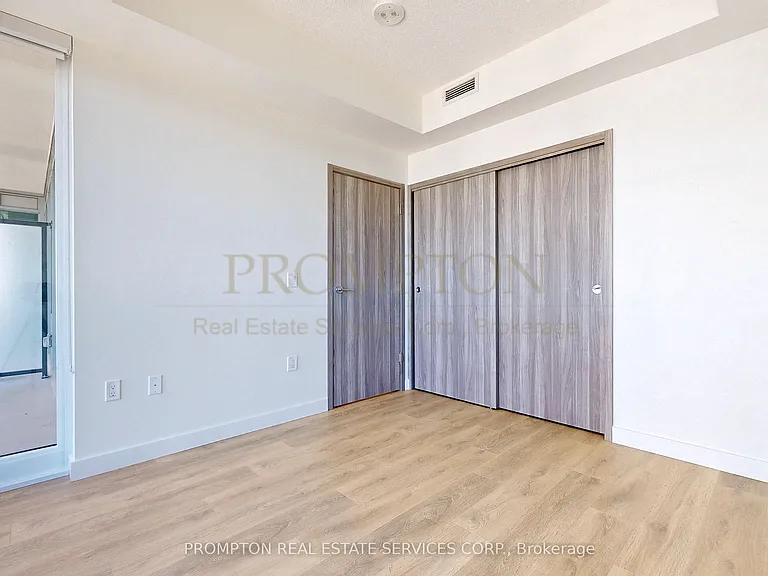 85 McMahon Dr #2307 — Photo 10