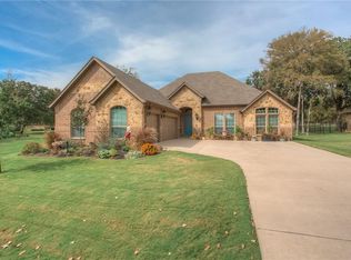 10403 Ravenswood Rd, Granbury, TX 76049