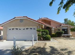 1602 E Lingard St, Lancaster, CA 93535